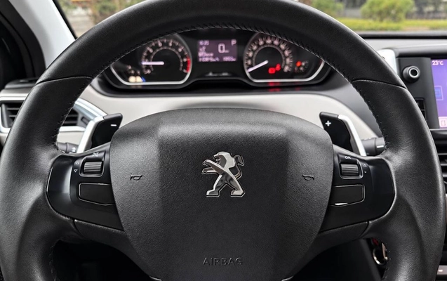 imagem-https://www.socarrao.com.br/sc-vehicle-images-prod/3617074/1789062302582-gb-374dab9.jpg