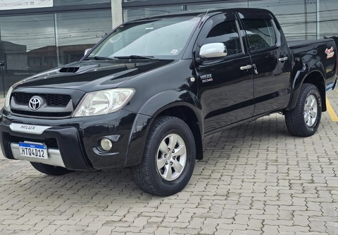 Toyota Hilux 2010 Preto — foto 1 de 3