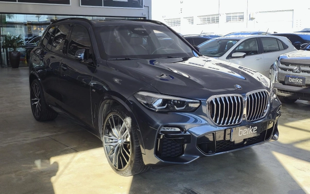 imagem-https://www.socarrao.com.br/sc-vehicle-images-prod/3617275/1789066162131-efba626c80a64ef780802b5f5fb460c8_1784394383987.jpg