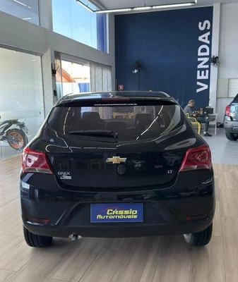 imagem-https://www.socarrao.com.br/sc-vehicle-images-prod/3617519/1788891419646-8246846_12_B_80b86b03a1.jpeg