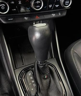 imagem-https://www.socarrao.com.br/sc-vehicle-images-prod/3617719/1788986300018-8380693_13_B_bce39f703f.jpeg