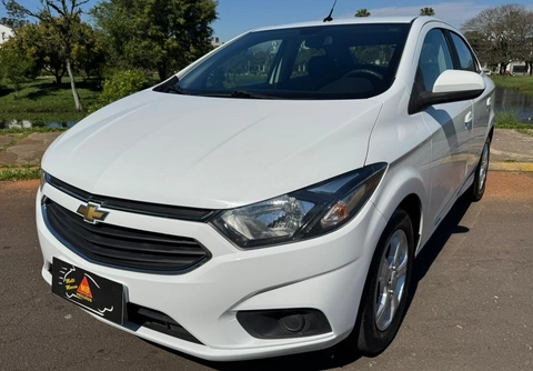 Chevrolet Prisma 2019 Branco — foto 1 de 3