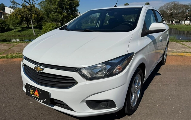 imagem-https://www.socarrao.com.br/sc-vehicle-images-prod/3617838/1788453296575-V2hhdHNBcHAgSW1hZ2UgMjAyNi0wOS0wMyBhdCAxMS40My4yOS5qcGVn.jpeg