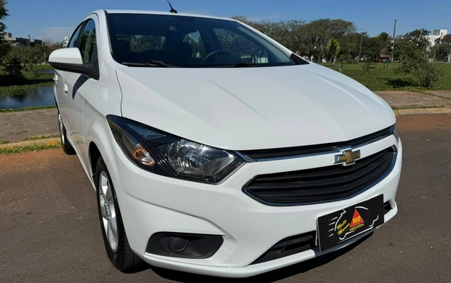 imagem-https://www.socarrao.com.br/sc-vehicle-images-prod/3617838/1788453298065-V2hhdHNBcHAgSW1hZ2UgMjAyNi0wOS0wMyBhdCAxMS40My4zMC5qcGVn.jpeg