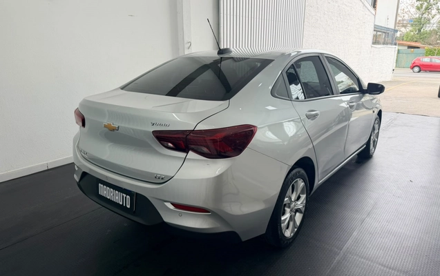 imagem-https://www.socarrao.com.br/sc-vehicle-images-prod/3617841/1788453312625-1_044240.jpg
