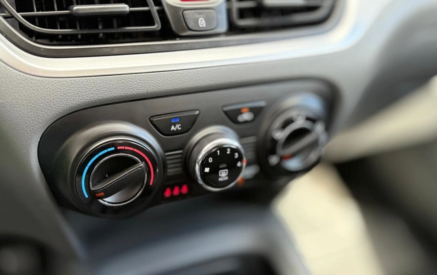 imagem-https://www.socarrao.com.br/sc-vehicle-images-prod/3618034/1788453599279-V2hhdHNBcHAgSW1hZ2UgMjAyNi0wOS0wMiBhdCAxMC4yOC4yOSAoMSkuanBlZw.jpeg