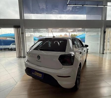imagem-https://www.socarrao.com.br/sc-vehicle-images-prod/3618046/1788986329035-8400645_8_B_add10d9c8a.jpeg