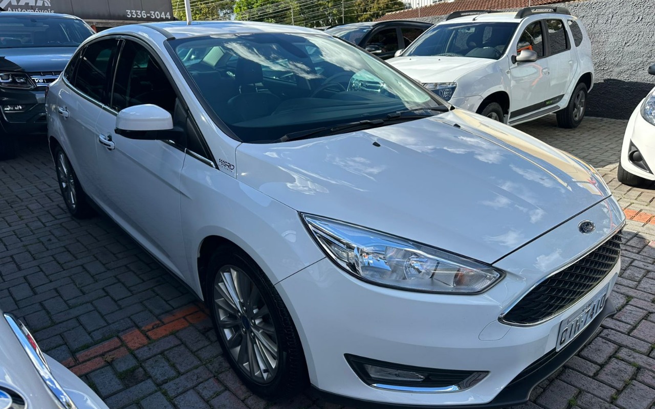 Ford Focus 2017 Branco — foto 1 de 3