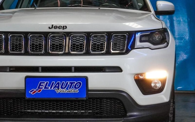imagem-https://www.socarrao.com.br/sc-vehicle-images-prod/3618171/1788611222956-8398352_3_B_f3f9b50f84.jpeg