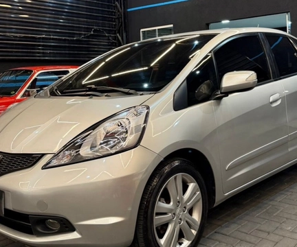 Honda Fit 2009 Prata — foto 1 de 3