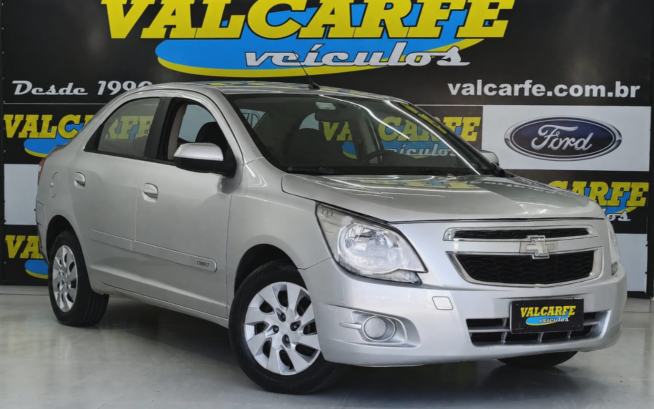 Chevrolet Cobalt 2014 Prata — foto 1 de 3
