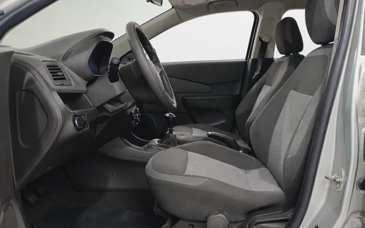 imagem-https://www.socarrao.com.br/sc-vehicle-images-prod/3618453/1788454646790-NS5qZmlm.jfif