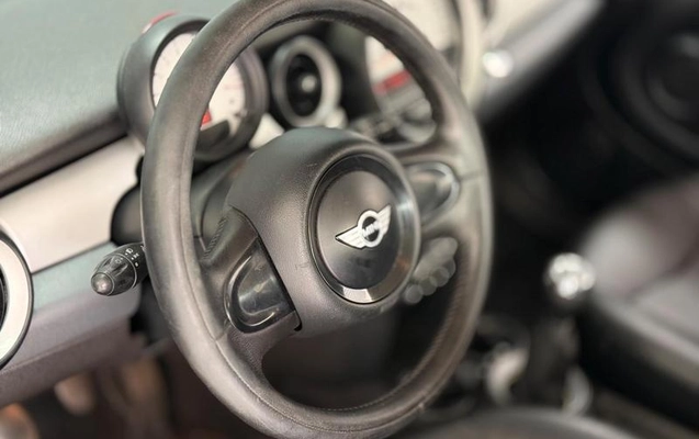 imagem-https://www.socarrao.com.br/sc-vehicle-images-prod/36185/1773943871993-7728522_18_B_fa49e75a30.jpeg