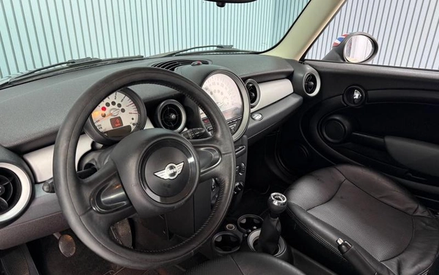 imagem-https://www.socarrao.com.br/sc-vehicle-images-prod/36185/1773943871998-7728522_17_B_775b1df1a9.jpeg