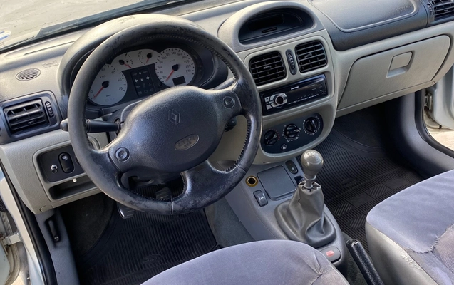 imagem-https://www.socarrao.com.br/sc-vehicle-images-prod/3618556/1788468288623-SU1HXzE2MzIuanBlZw.jpeg