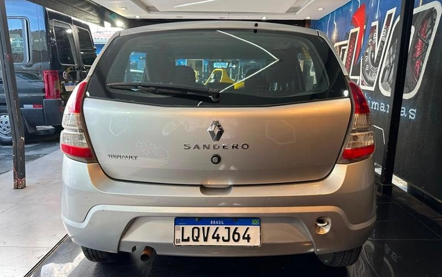 imagem-https://www.socarrao.com.br/sc-vehicle-images-prod/3618557/1789591972754-8444468_2_B_0d3bf616bd.jpeg