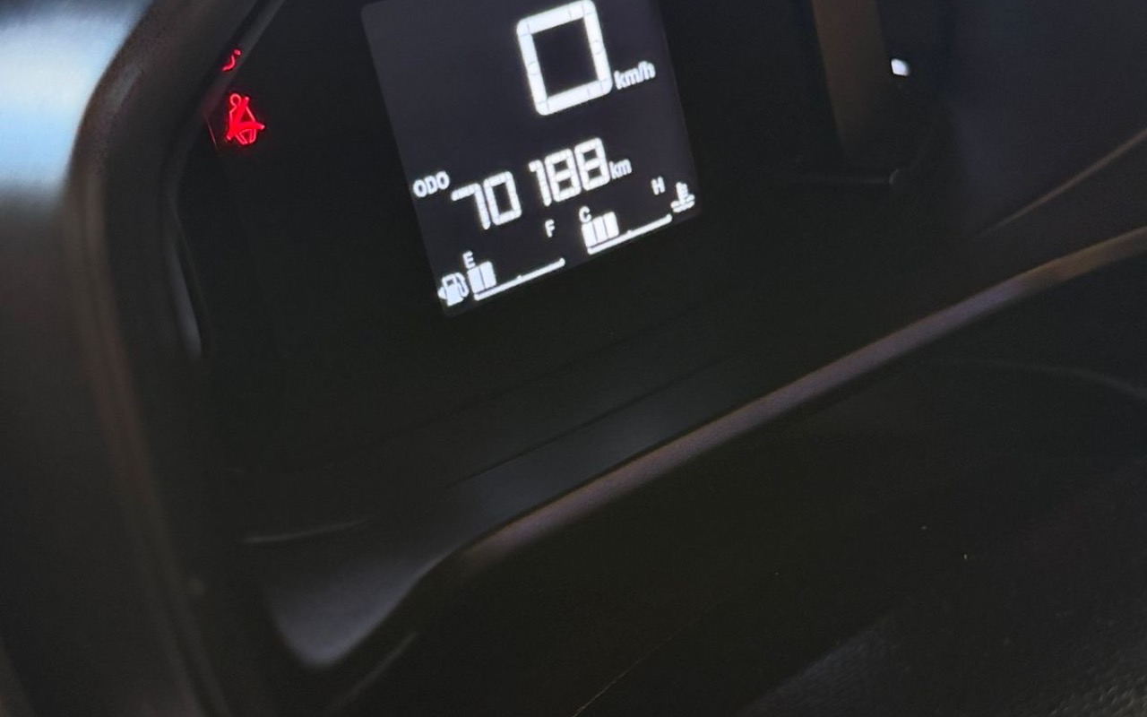 imagem-https://www.socarrao.com.br/sc-vehicle-images-prod/3618820/1788455503115-ODdmZjI0NDItMzNkOS00YzRkLTk3NGUtODk3MDhiMDBhNDdhLmpwZWc.jpeg