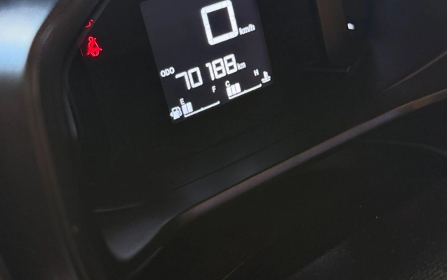 imagem-https://www.socarrao.com.br/sc-vehicle-images-prod/3618820/1788455503115-ODdmZjI0NDItMzNkOS00YzRkLTk3NGUtODk3MDhiMDBhNDdhLmpwZWc.jpeg