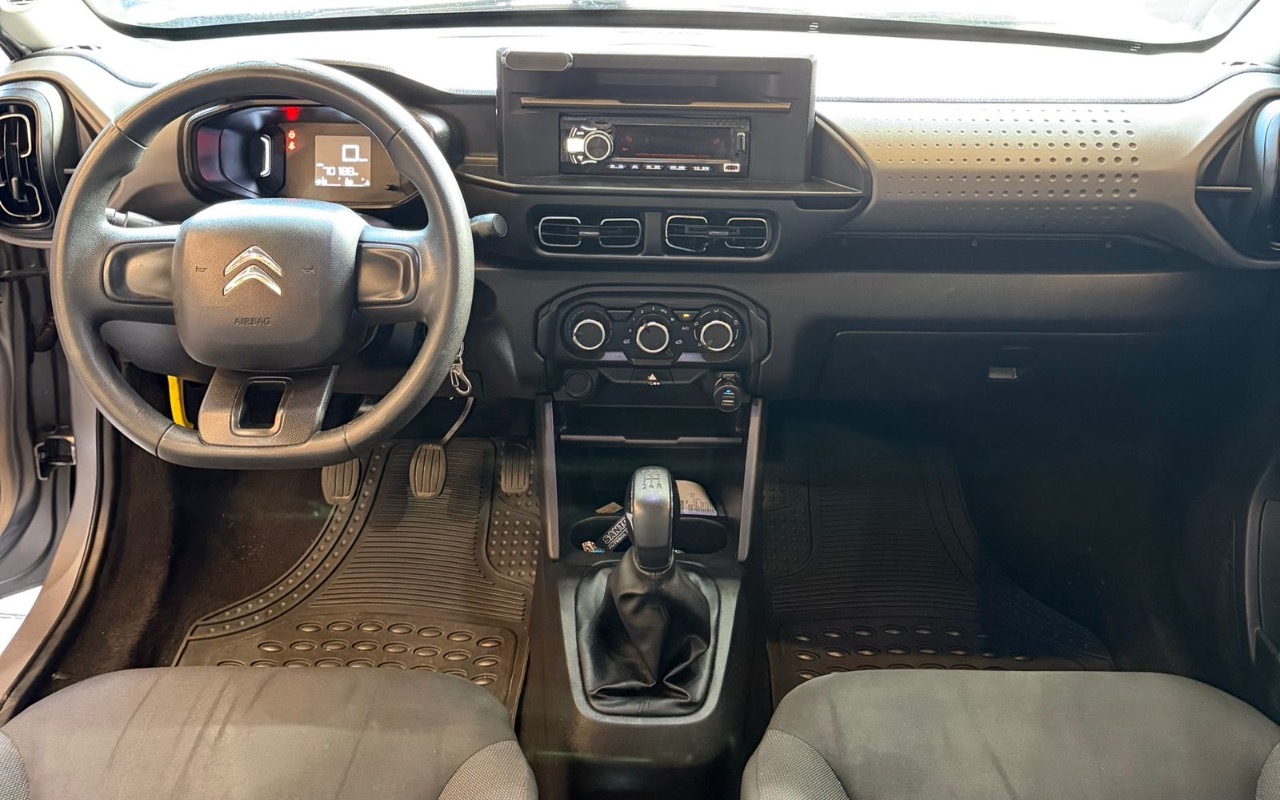 imagem-https://www.socarrao.com.br/sc-vehicle-images-prod/3618820/1788455503451-YWZkY2UyYTgtMDkwNC00M2ZlLWFjY2EtOTJiN2JhY2NlNGE2LmpwZWc.jpeg