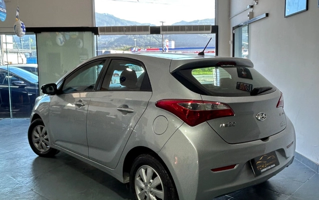 imagem-https://www.socarrao.com.br/sc-vehicle-images-prod/3618885/1789161762712-gb-786554d.jpeg