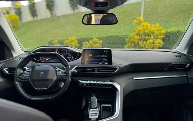imagem-https://www.socarrao.com.br/sc-vehicle-images-prod/3618892/1788455787882-003_6be6f5826e3031321caa6f15bc2467bb.jpeg