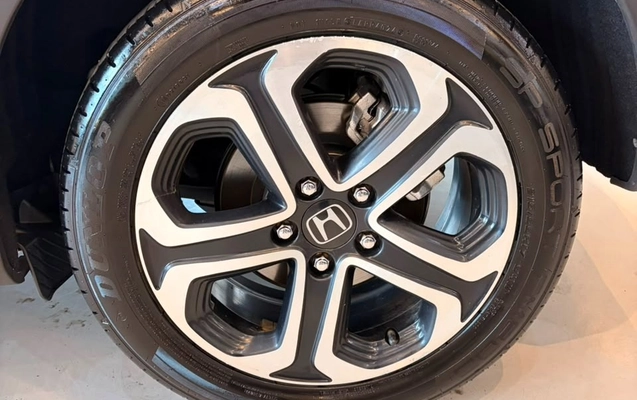 imagem-https://www.socarrao.com.br/sc-vehicle-images-prod/3619106/1788456117482-8df64fa7-37a3-4a96-ba55-27c27041b1e2.jpg