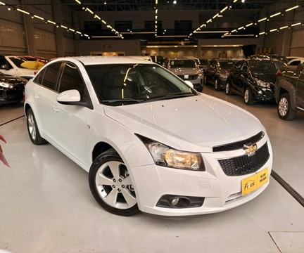 Chevrolet Cruze 2013 Branco — foto 1 de 3