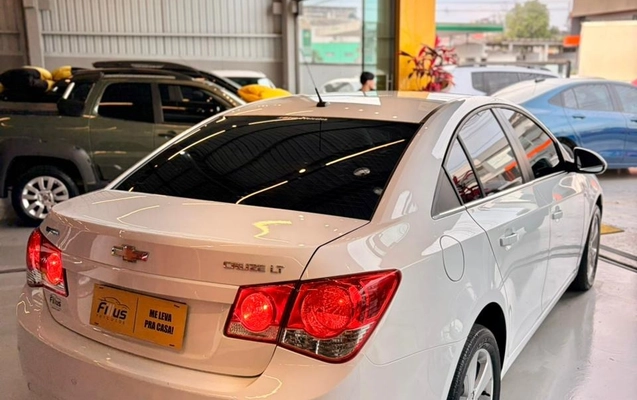 imagem-https://www.socarrao.com.br/sc-vehicle-images-prod/3619151/1788456201666-af0f2d3e-2f1e-46e1-91d7-37556af65a65.jpg