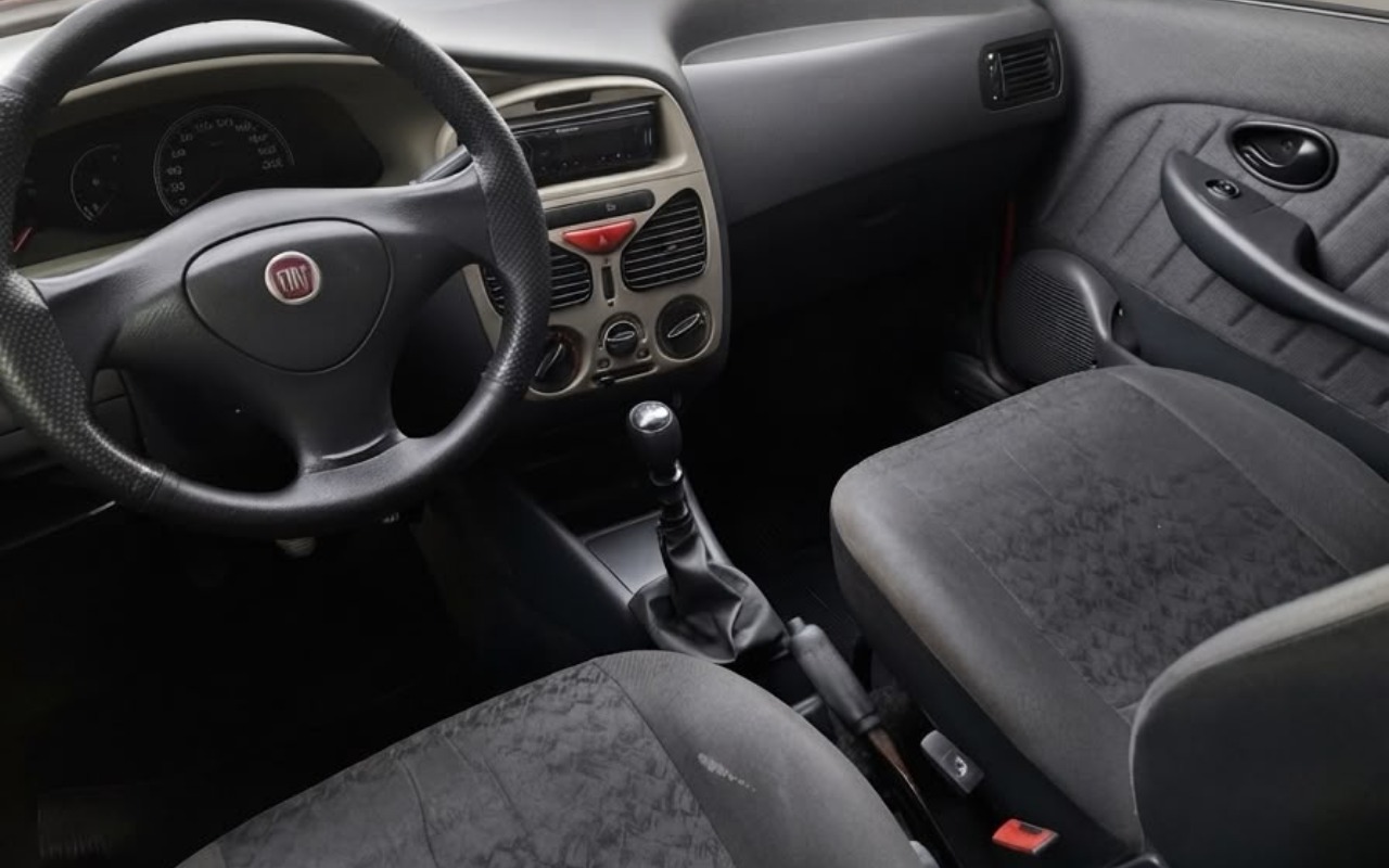 imagem-https://www.socarrao.com.br/sc-vehicle-images-prod/3619186/1788456272026-V2hhdHNBcHAgSW1hZ2UgMjAyNi0wOS0wMyBhdCAxNC4xMS41OCAoMykuanBlZw.jpeg