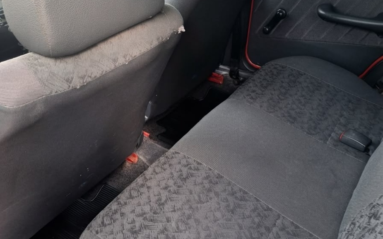 imagem-https://www.socarrao.com.br/sc-vehicle-images-prod/3619186/1788456272135-V2hhdHNBcHAgSW1hZ2UgMjAyNi0wOS0wMyBhdCAxNC4xMS41OCAoNCkuanBlZw.jpeg