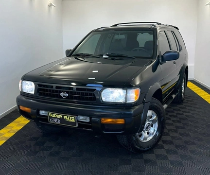 Nissan Pathfinder 1999 Preto — foto 1 de 3