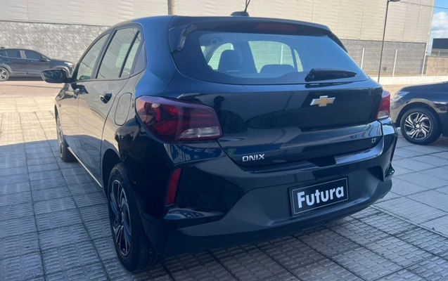imagem-https://www.socarrao.com.br/sc-vehicle-images-prod/3619358/1789771083793-9Q5jqw0UOMp7lqbhBkkzPVUcpCLf1HAS.jpg