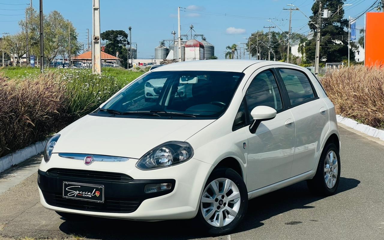 imagem-https://www.socarrao.com.br/sc-vehicle-images-prod/3619401/1788457077277-V2hhdHNBcHAgSW1hZ2UgMjAyNi0wOC0yNyBhdCAxNC41OC4yNyAoMikuanBlZw.jpeg