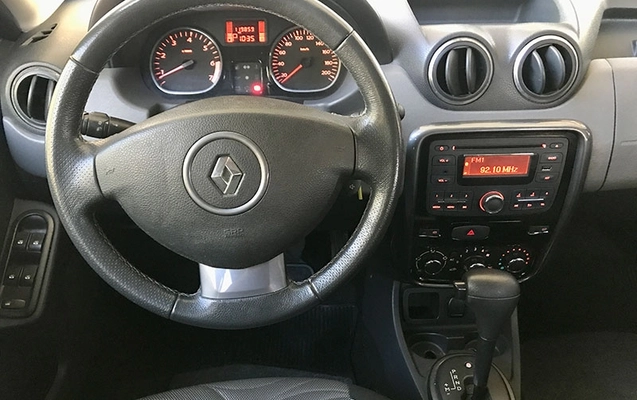 imagem-https://www.socarrao.com.br/sc-vehicle-images-prod/3619452/1788457155346-zyn6A3BQXUkdZ2TLXNFRKCpUwT3opTgT.jpg