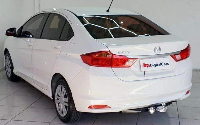 imagem-https://www.socarrao.com.br/sc-vehicle-images-prod/3619647/1788457626645-8446986_4_B_0b4daf2997.jpeg