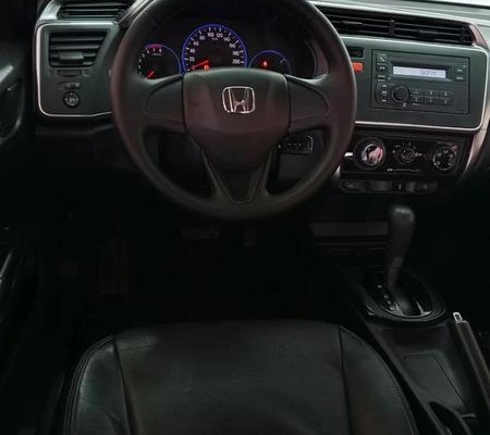 imagem-https://www.socarrao.com.br/sc-vehicle-images-prod/3619647/1788457626664-8446986_10_B_7d8e880cc5.jpeg