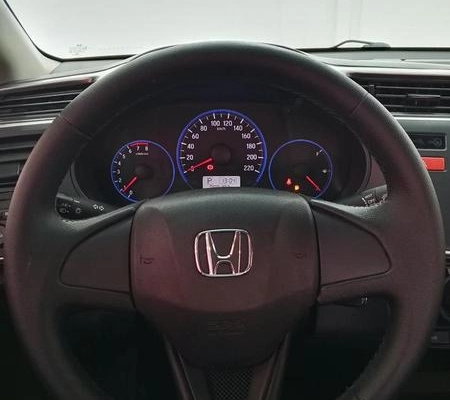 imagem-https://www.socarrao.com.br/sc-vehicle-images-prod/3619647/1788457626675-8446986_5_B_23ea05c421.jpeg