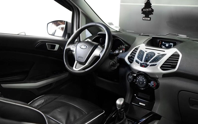 imagem-https://www.socarrao.com.br/sc-vehicle-images-prod/3619746/1789410689718-8386424_9_B_cd091ea139.jpeg