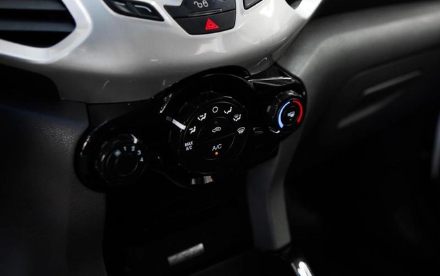 imagem-https://www.socarrao.com.br/sc-vehicle-images-prod/3619746/1789410689725-8386424_16_B_4b589bfc45.jpeg