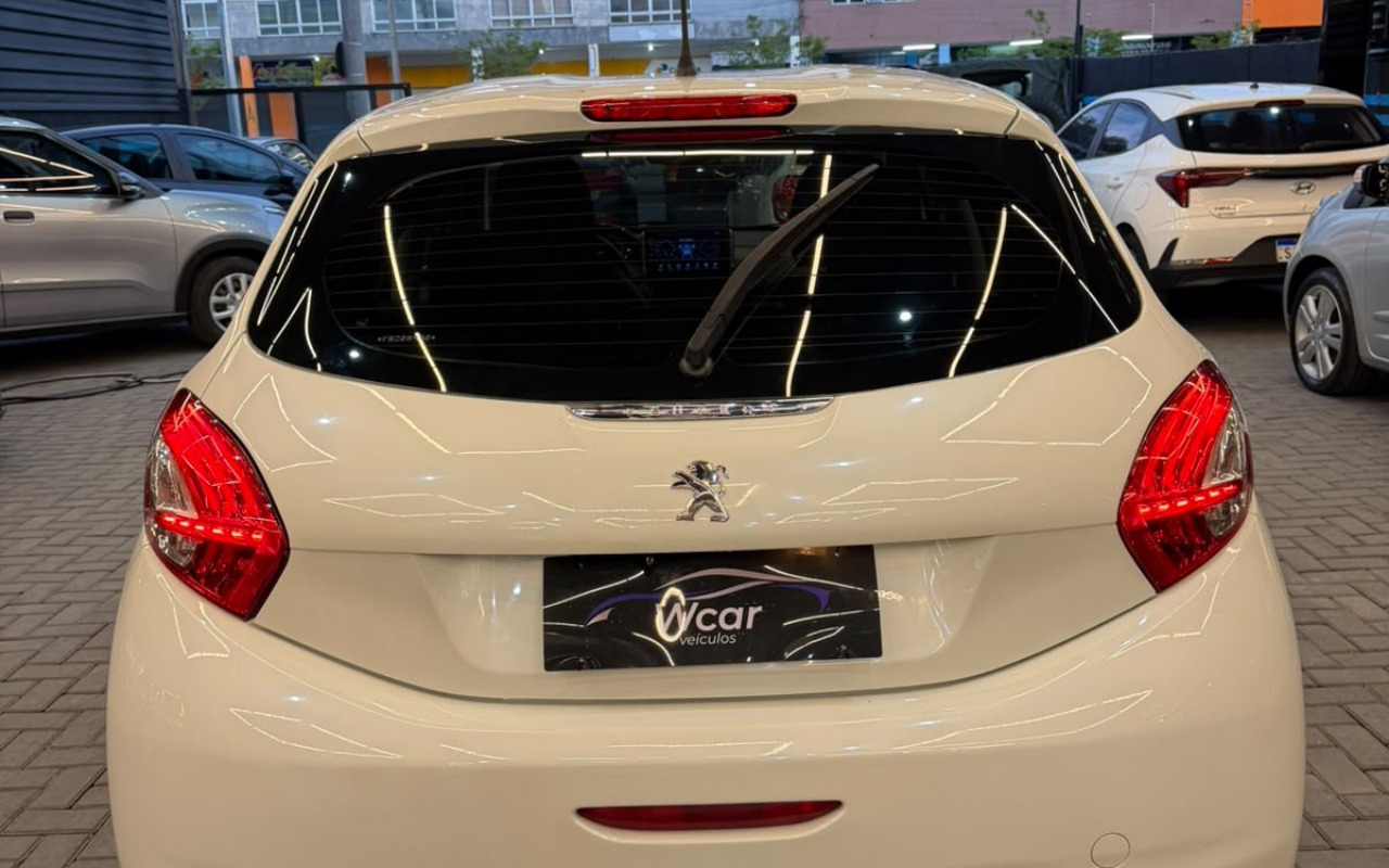 imagem-https://www.socarrao.com.br/sc-vehicle-images-prod/3620084/1789748875075-MTAuanBn.jpg