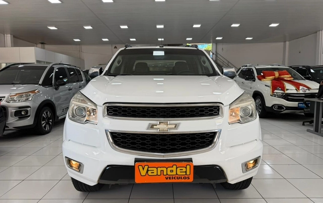 imagem-https://www.socarrao.com.br/sc-vehicle-images-prod/3620112/1788458723525-V2hhdHNBcHAgSW1hZ2UgMjAyNi0wOS0wMyBhdCAxNC40OC4yMS5qcGVn.jpeg