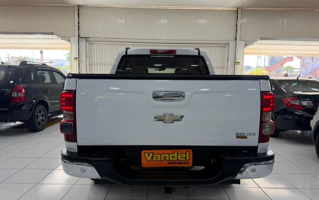 imagem-https://www.socarrao.com.br/sc-vehicle-images-prod/3620112/1788458723810-V2hhdHNBcHAgSW1hZ2UgMjAyNi0wOS0wMyBhdCAxNC40OC4yMi5qcGVn.jpeg