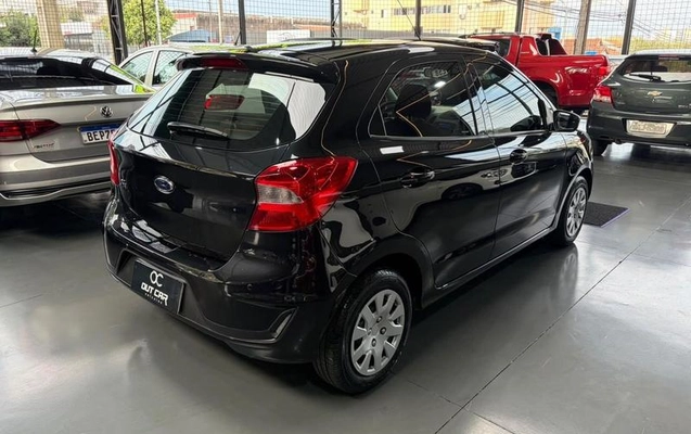 imagem-https://www.socarrao.com.br/sc-vehicle-images-prod/3620119/1789587910956-8430318_2_B_cd8e1d4c5f.jpeg