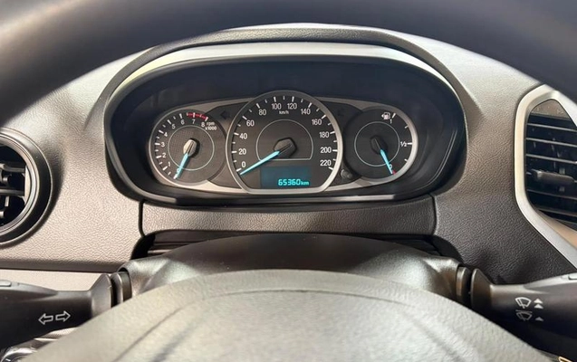 imagem-https://www.socarrao.com.br/sc-vehicle-images-prod/3620119/1789587910957-8430318_11_B_1ab405a61d.jpeg