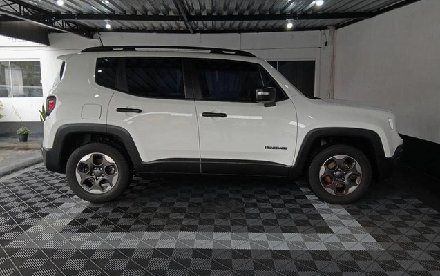 imagem-https://www.socarrao.com.br/sc-vehicle-images-prod/3620323/1789572034165-8447770_13_B_6822fb1889.jpeg