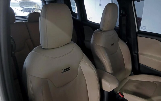 imagem-https://www.socarrao.com.br/sc-vehicle-images-prod/3620323/1789572034169-8447770_7_B_49de3ae96e.jpeg