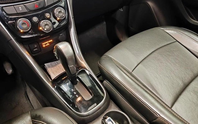imagem-https://www.socarrao.com.br/sc-vehicle-images-prod/3620370/1788980457163-8447762_6_B_5f10484bf8.jpeg