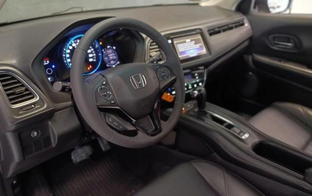 imagem-https://www.socarrao.com.br/sc-vehicle-images-prod/3620385/1789656549178-8262108_19_B_e98af56ba6.jpeg