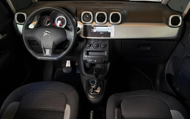 imagem-https://www.socarrao.com.br/sc-vehicle-images-prod/3620594/1788472458734-8445287_4_B_0fd2d3892f.jpeg