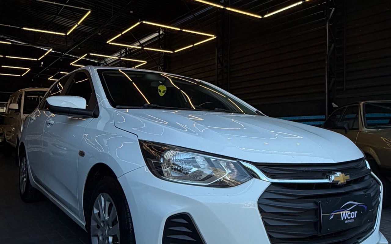 Chevrolet Onix 2020 Branco — foto 1 de 3